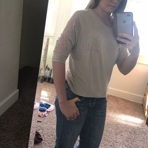 3/4 length shirt w/ lace accent